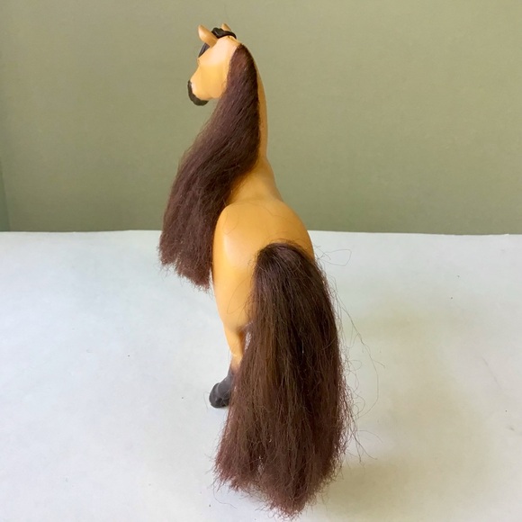 2 SPIRIT Riding Free Horses Spirit & Boomerang Toy Figures Dreamworks Just Play - Picture 4 of 15